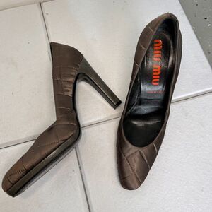 Miu Miu Women's Pumps Sz 7.5 Brown Comfort Pointed toe Block Heel Slip On Shoes